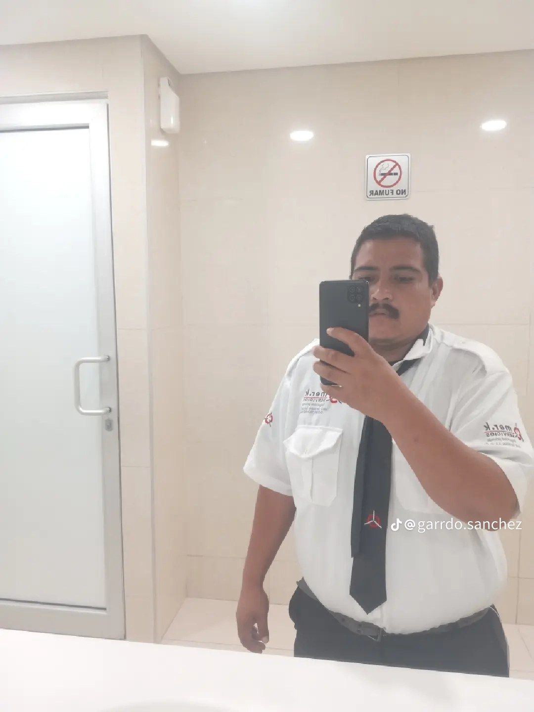 ff439e35-09f4-4f2a-a153-e3e64371d069.jpeg