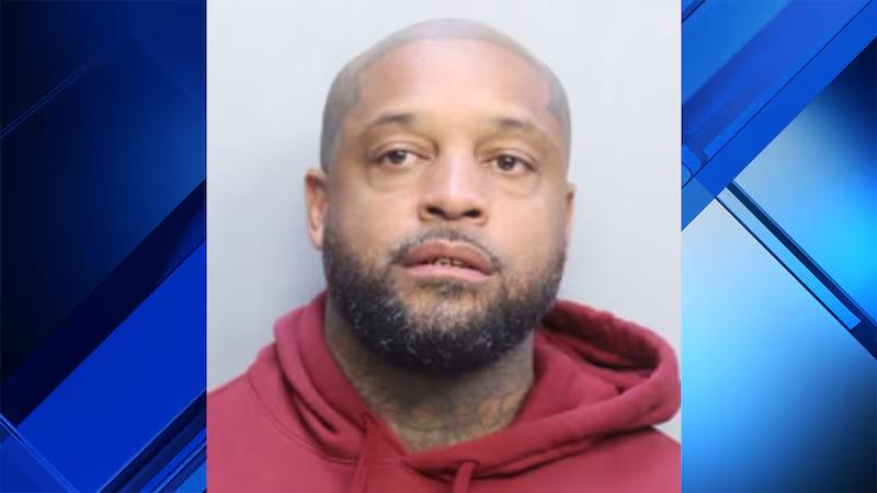 Yalanski Delon Dawkins